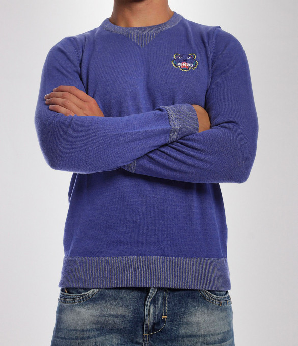 Мъжки син пуловер с емблема