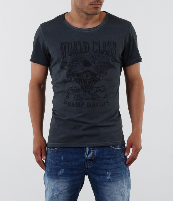 Tениска с надпис World Class