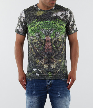 Мъжка тънка тениска