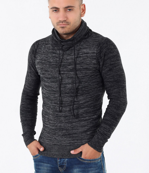 Модерен мъжки пуловер