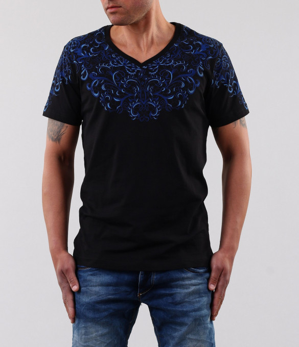 Мъжка черна тениска