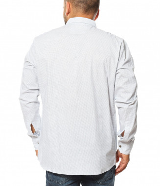 Бяла риза в големи размери... 2