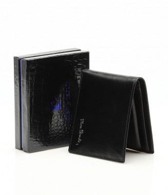 Традиционно черно портмоне...