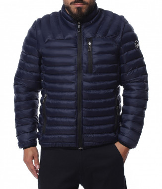 Спортно яке с уребрен мотив...