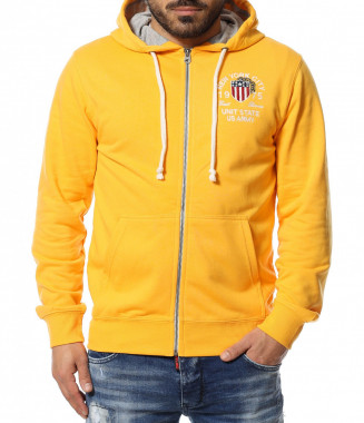 Ежедневен суичер с качулка...