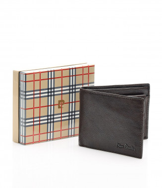 Класно портмоне с лого...