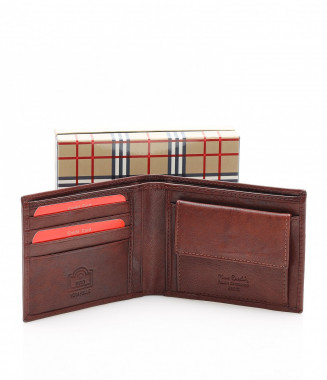 Класно портмоне с лого... 2