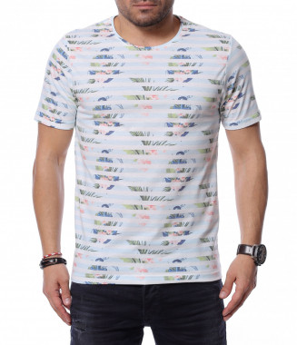 Тениска с раиран принт...