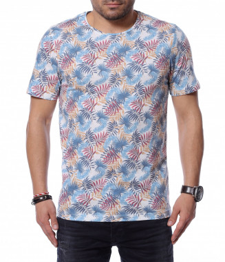 Тениска с преобладаващ...