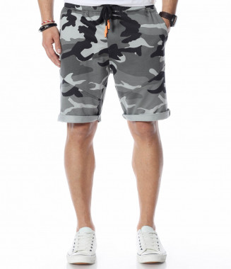 Камуфлажни къси панталони...