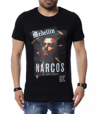 Тениска с щампа и надпис...