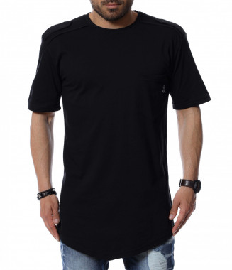 Тениска с издължен дизайн...