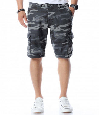 Къси камуфлажни панталони...