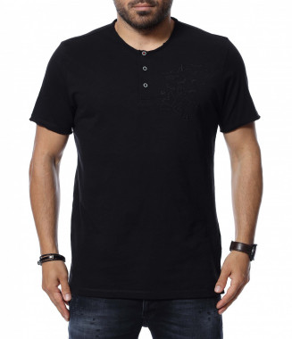 Тениска в пастелени цветове...