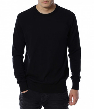 Пуловер от тънко плетиво...