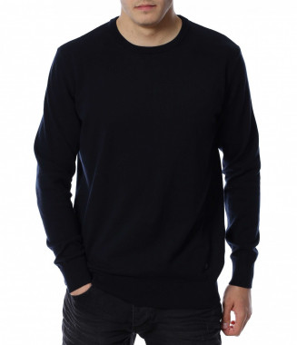 Пуловер от тънко плетиво...