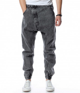 Дънки с нестандартно...