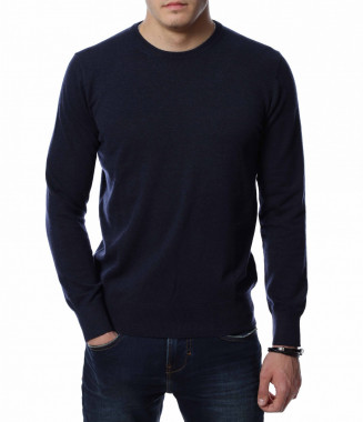 Изчистена топла блуза 13210...