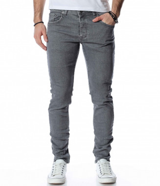 Стилен дънков панталон...