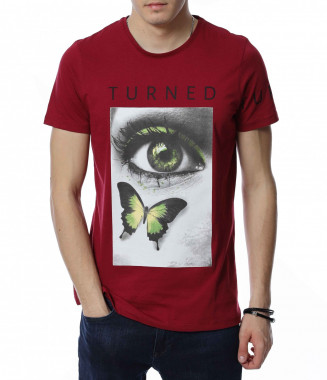 Тениска с голяма щампа...