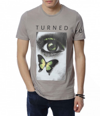 Тениска с голяма щампа...