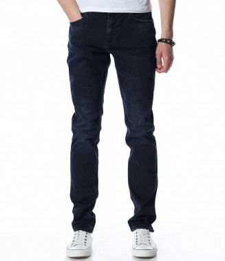 Тъмносини класически дънки...