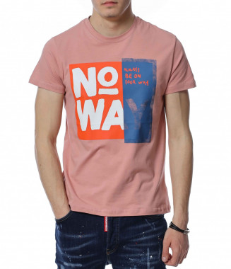 Тениска със щампиран надпис...