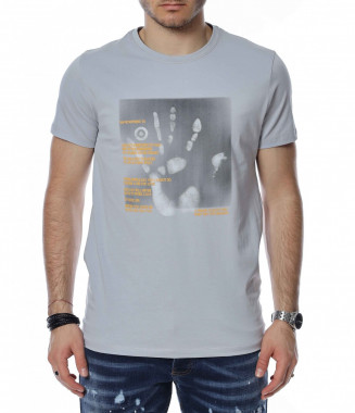 Тениска с интересна щампа...