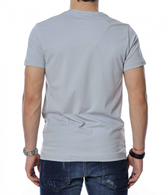 Тениска с интересна щампа 13489 - Сив