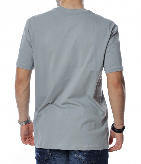 Тениска с надпис REFLECT YOUR LIGHT...