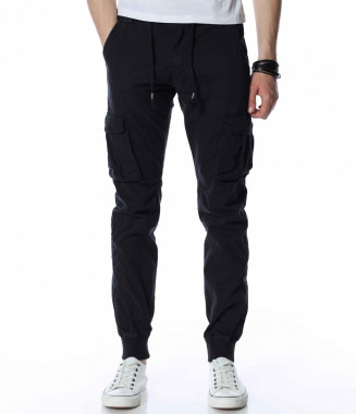 Спортен панталон с карго...