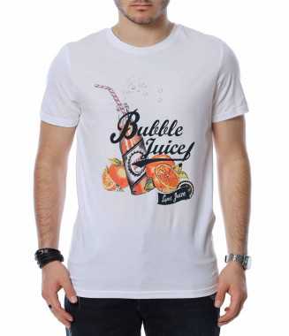 Тениска със свежа апликация...