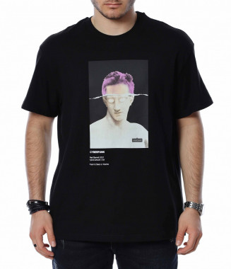 Тениска с актуална щампа...