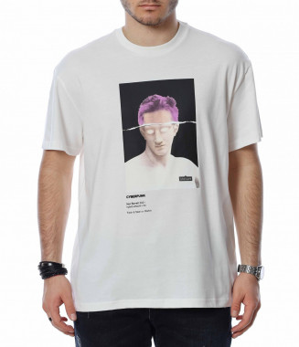 Тениска с актуална щампа...