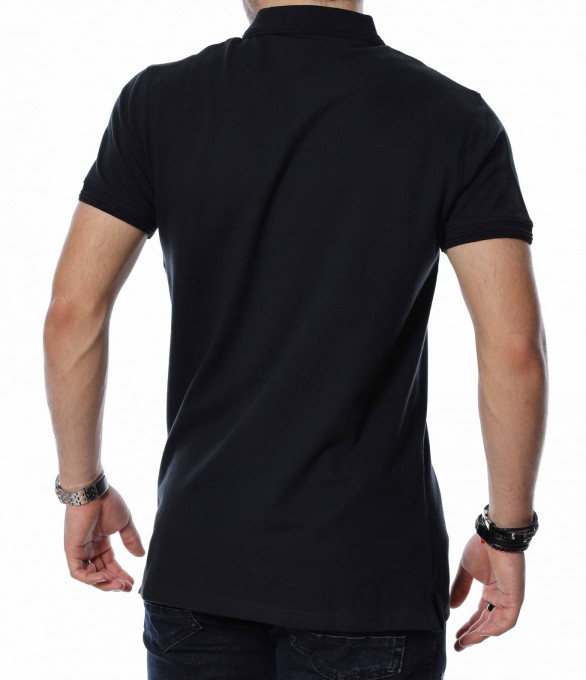 Изчистена тениска с яка 13457 - Черен