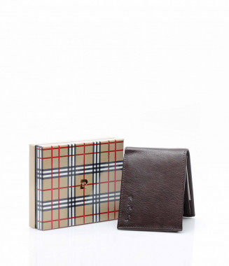 Портфейл от естествена кожа...