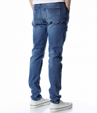 Дънки с накъсан дизайн... 2