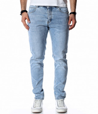 Класически светло сини...