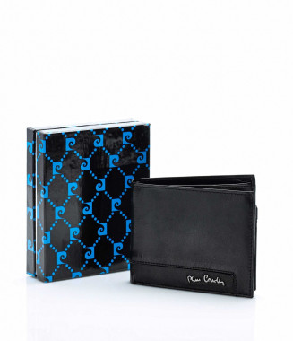 Портфейл с оребрени шевове...