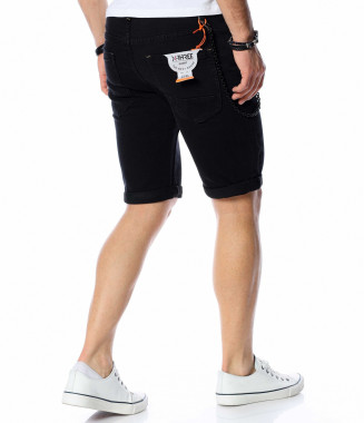 Къси черни дънки с акцент... 2