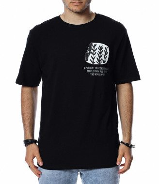 Тениска с изразителна...