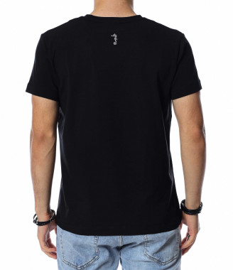 Тениска със забележителна... 2