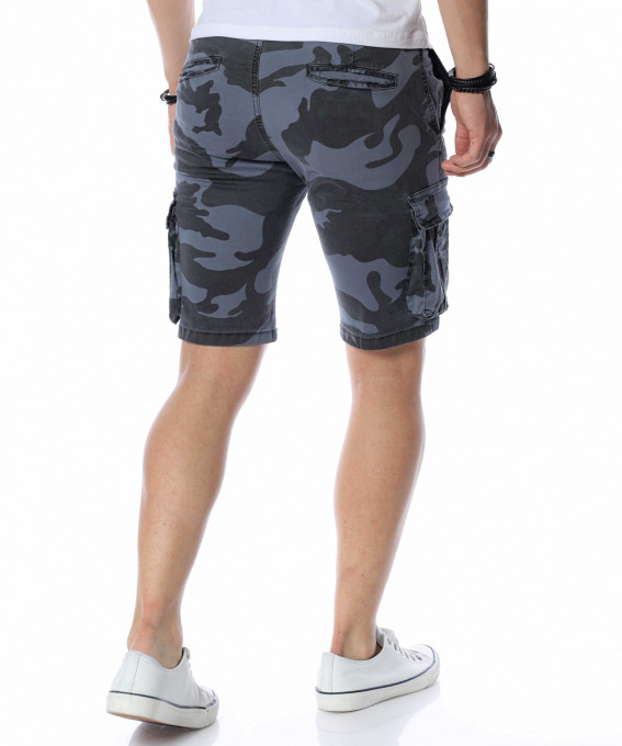 Къси камуфлажни карго панталони 13764...
