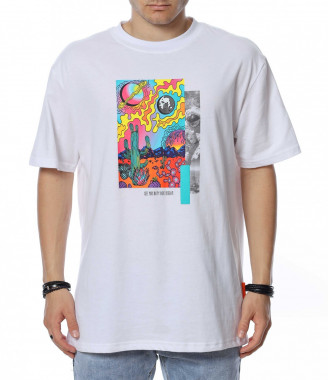 Тениска с цветна комикс...