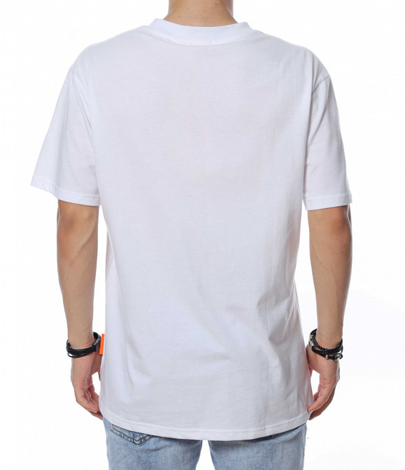 Тениска с цветна комикс апликация...