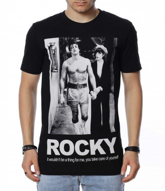 Тениска с голяма щампа и...