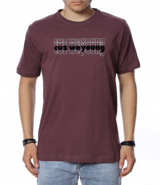 Блуза с къс ръкав и надписи...