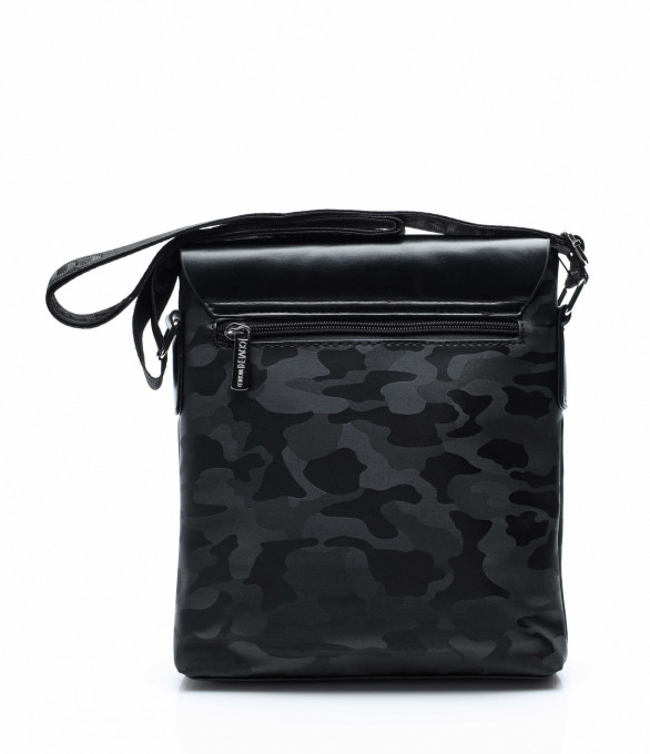 Чанта в камуфлажен дизайн 13746 - Черен