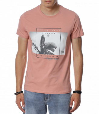 Тениска с черно бяла...