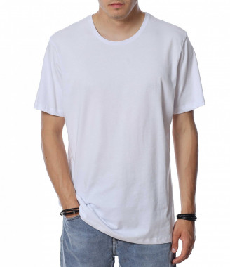 Изчистена тениска в големи...